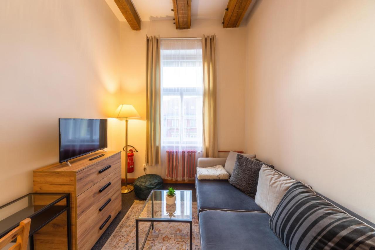 S42 Apartament *