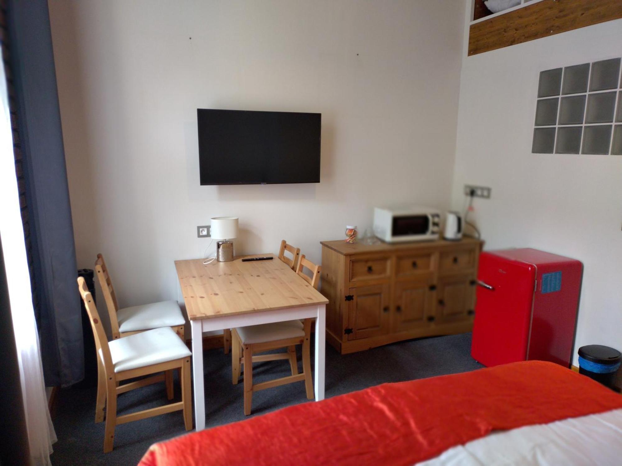 S42 Apartament